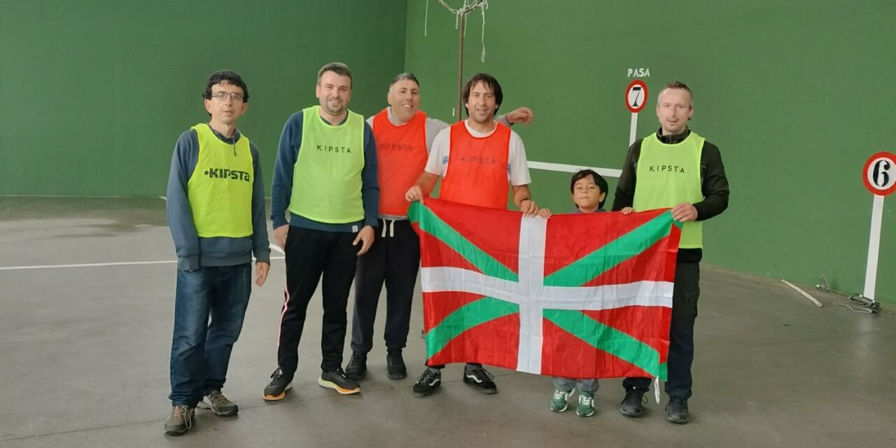 BASQUE COUNTRY: THE 6TH EUSKAL CESTOBALL TOURNAMENT WAS PLAYED
