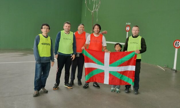 BASQUE COUNTRY: THE 6TH EUSKAL CESTOBALL TOURNAMENT WAS PLAYED